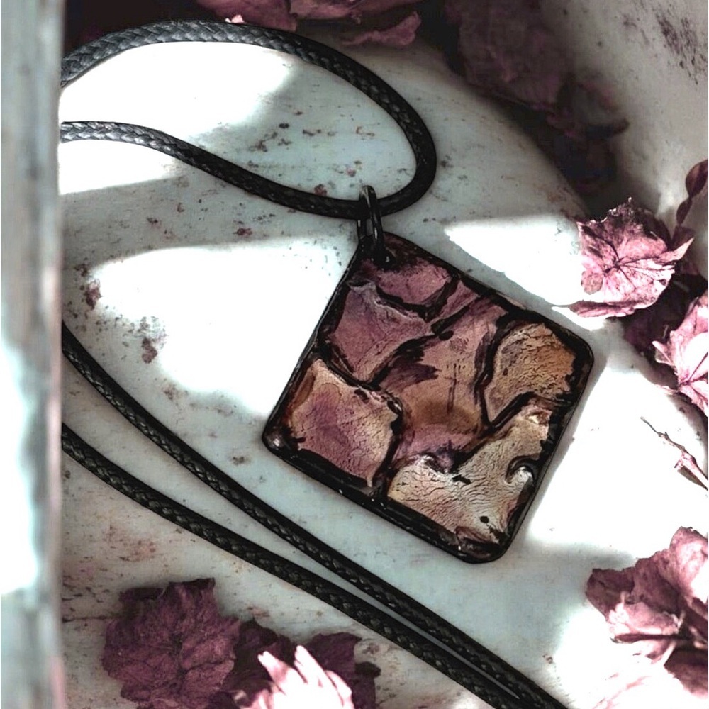 5 For $25💫Whimsigoth 3-D Purple Red Pendant